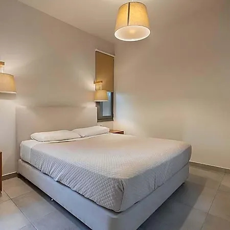 Lemonia Hotel 3*