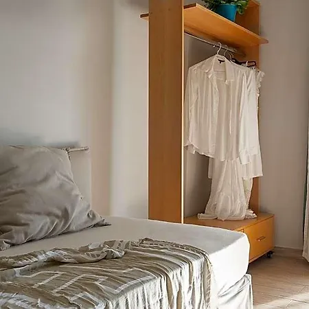 Lemonia Hotel